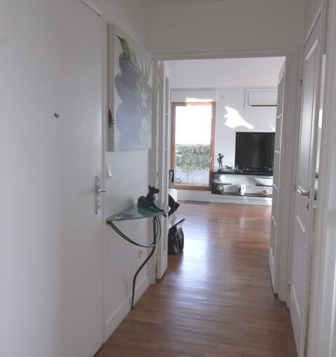03E-Small-480x510 Accueil
