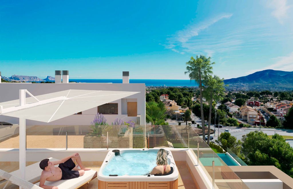 Villa mitoyenne de 3 chambres à coucher, solarium, jardin privé et vue panoramique sur la mer à La Nucia